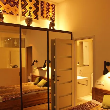 High End In The Center * Budapeşte